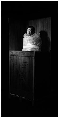 Bao Shen (China) - Proyecto Yaakaar “Yaakaar” es un proyecto fotográfico que nos acerca a cinco historias, cinco vidas, cinco sueños y una esperanza común: conseguir un futuro mejor.