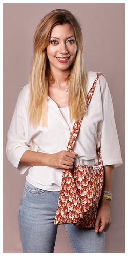 Bolsa Zorritos - Good Bag Fotografías de moda en estudio para el proyecto solidario GoodBag, que ayuda a las mujeres con estas bolsitas de drenaje post mastectomía.