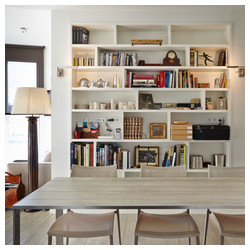 Comedor - Neomad Interiorismo Detalle de la librería del salón en la reforma de la vivienda llevada a cabo por el arquitecto Mario Halty, del estudio Neomad Interiorismo.