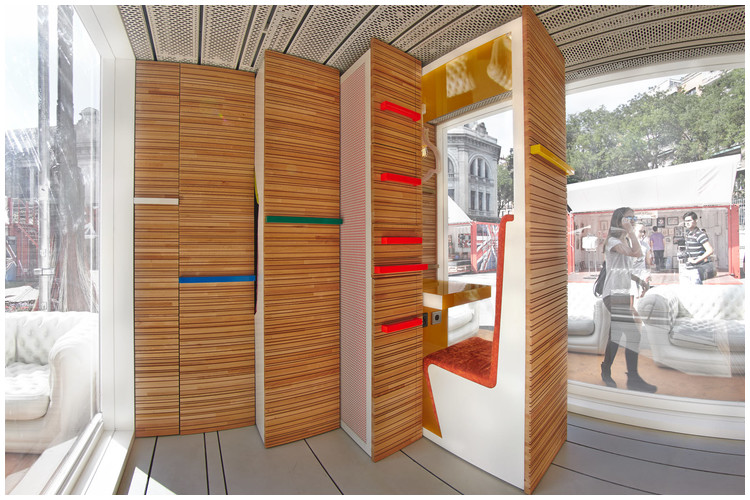 El Hotel más pequeño del mundo - Estudio Teresa Sapey Reportaje fotográfico del Hotel más pequeño del mundo, proyecto del estudio Teresa Sapey, encargado por Room Mate Hotels y expuesto en el evento Beefeater London District, en Madrid.