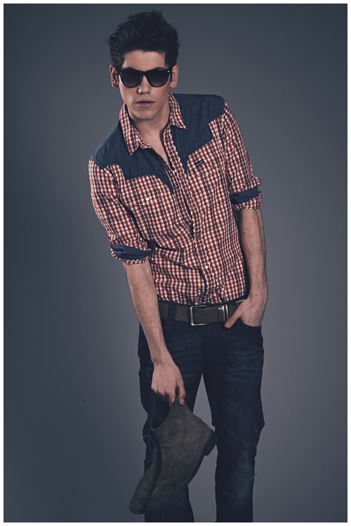 Joel - Book modelo Book de modelo.